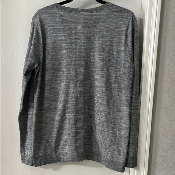 lululemon athletica Tops - Lululemon Athletica Gray Long Sleeve Tee